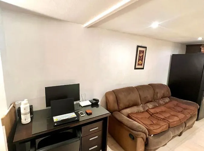 Cubic P 1902 Aparthotel *
